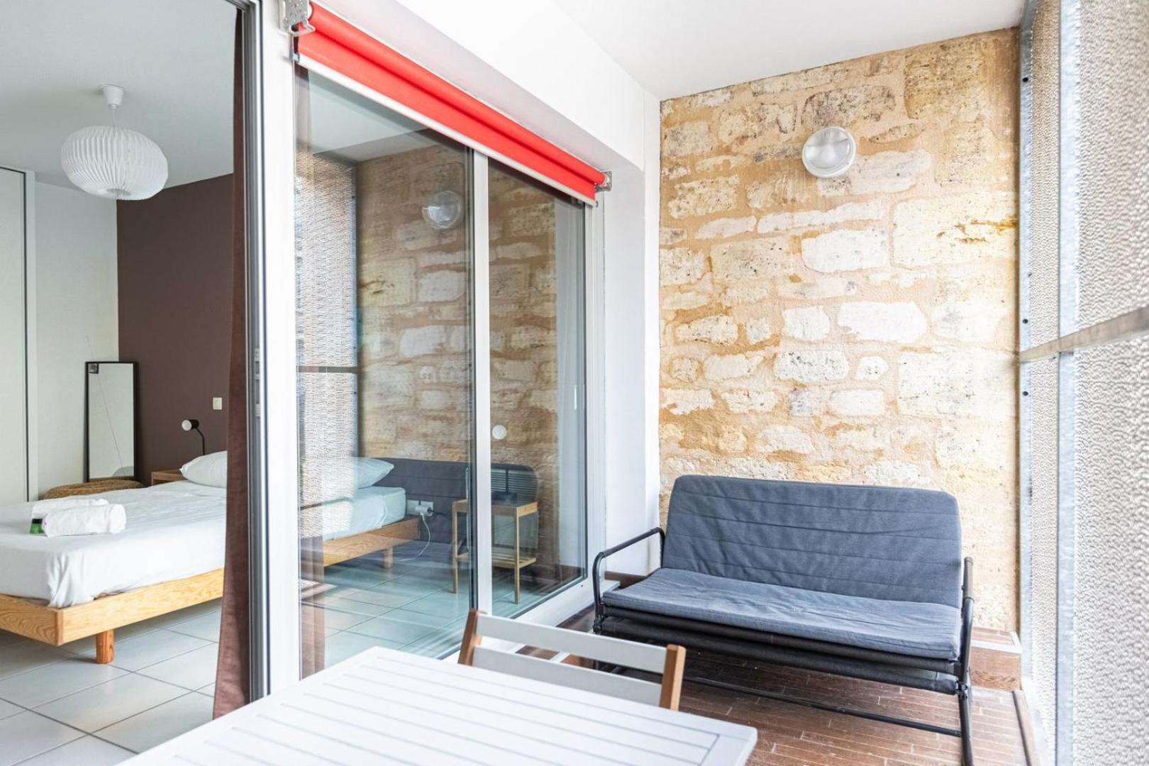 Apartamento GuestReady - Cours du Médoc's flat Burdeos Exterior foto